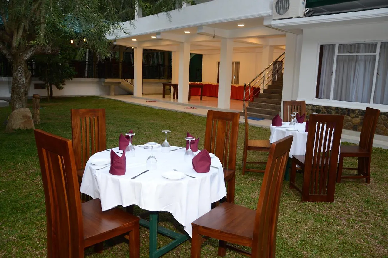 *** Ξενοδοχείο Jasmine Garden Resort Κάντι Σρι Λάνκα