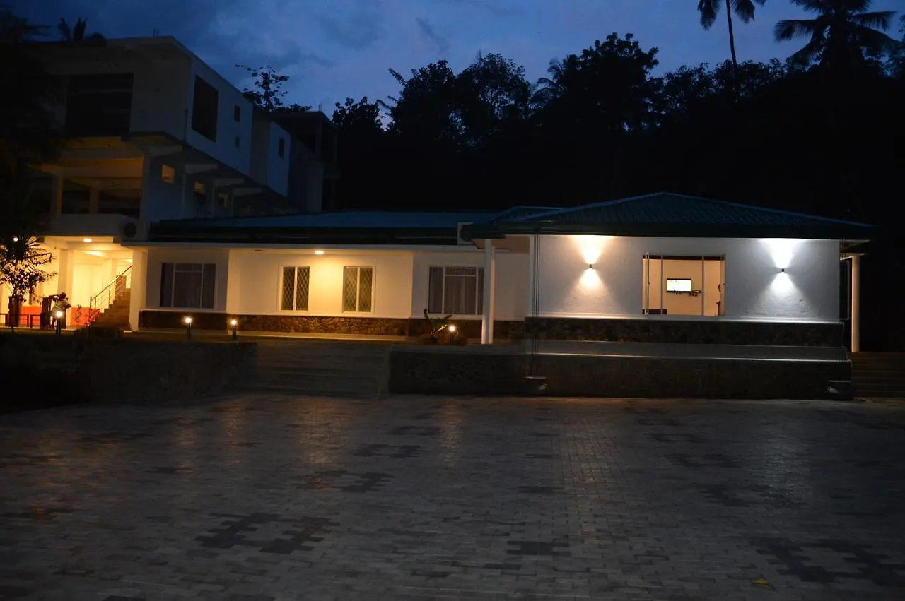 Jasmine Garden Resort Kandy Otel