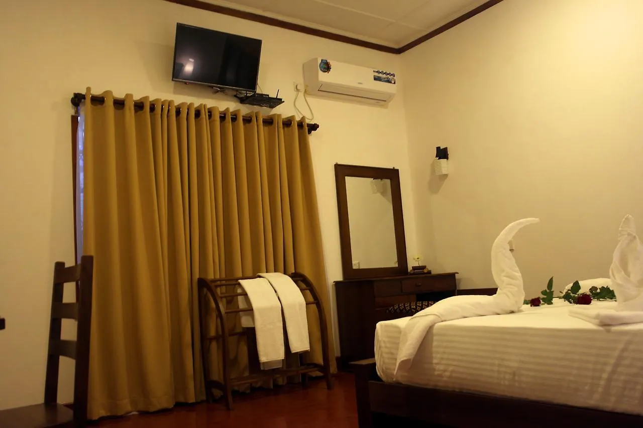 *** Otel Jasmine Garden Resort Kandy Sri Lanka